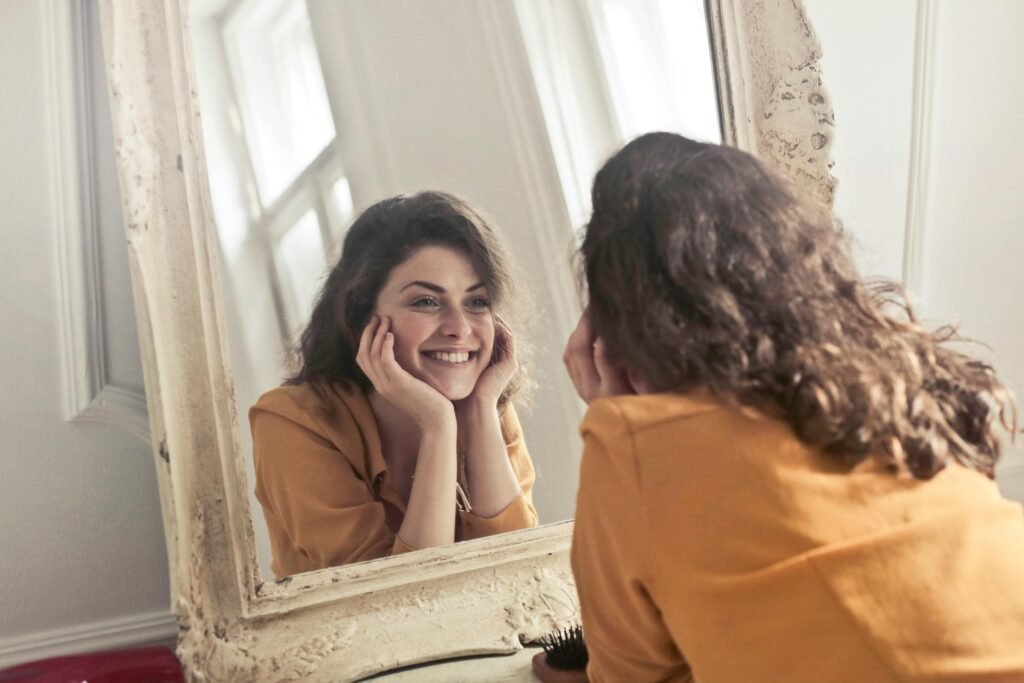 Rebuilding Confidence After Losing Yourself: A Guide for Women